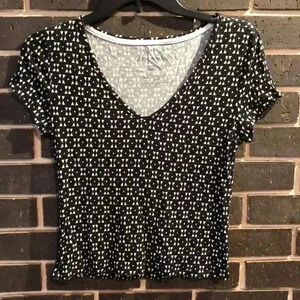 Aeropostale Cropped V Neck Women’s Large Fitted Geometric Print T-shirt